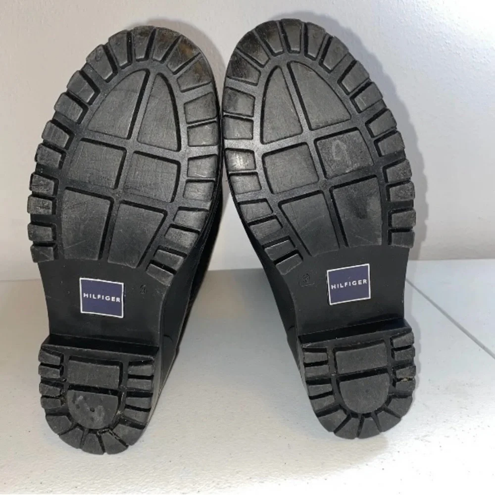 Tommy Hilfiger Black‎ Women's Rain Boots Textured Monogram READ